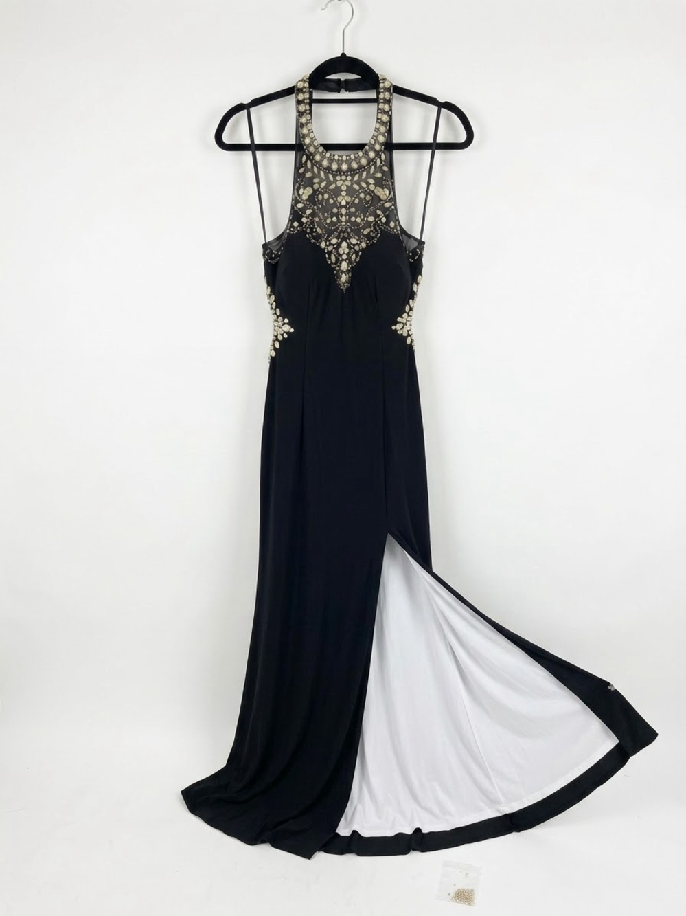 NWT• David's Bridal Black Rhinestone Halter Open Back Prom Gown 6 Glam